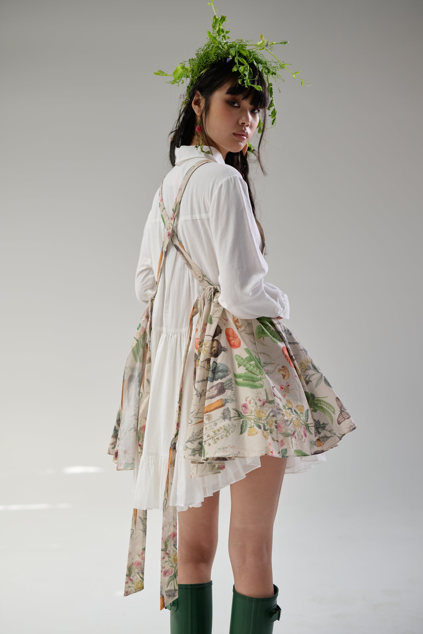 Selkie Apron by Garden Botanics
