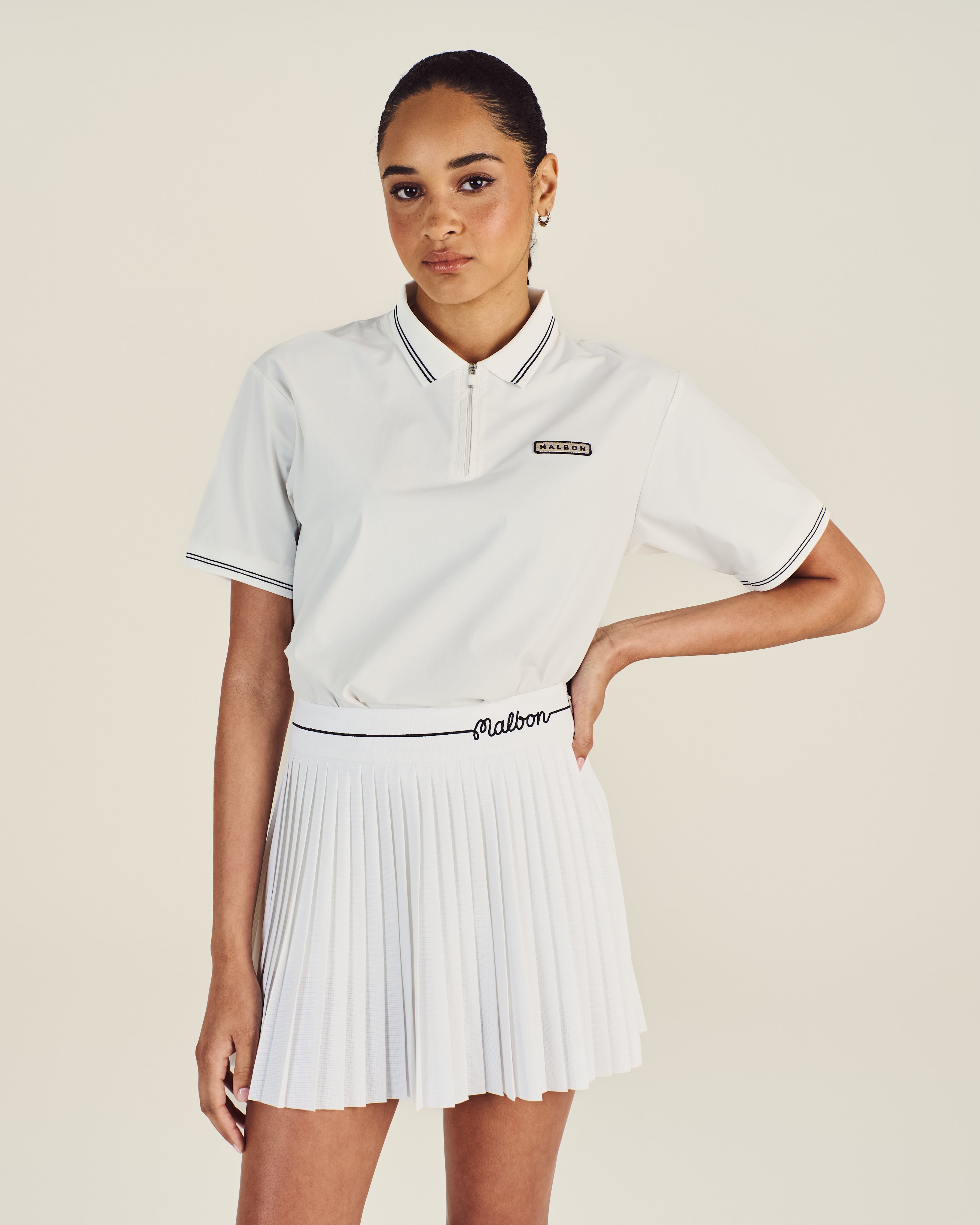 Pleated Air Dot Skirt – Lightweight & Stylish