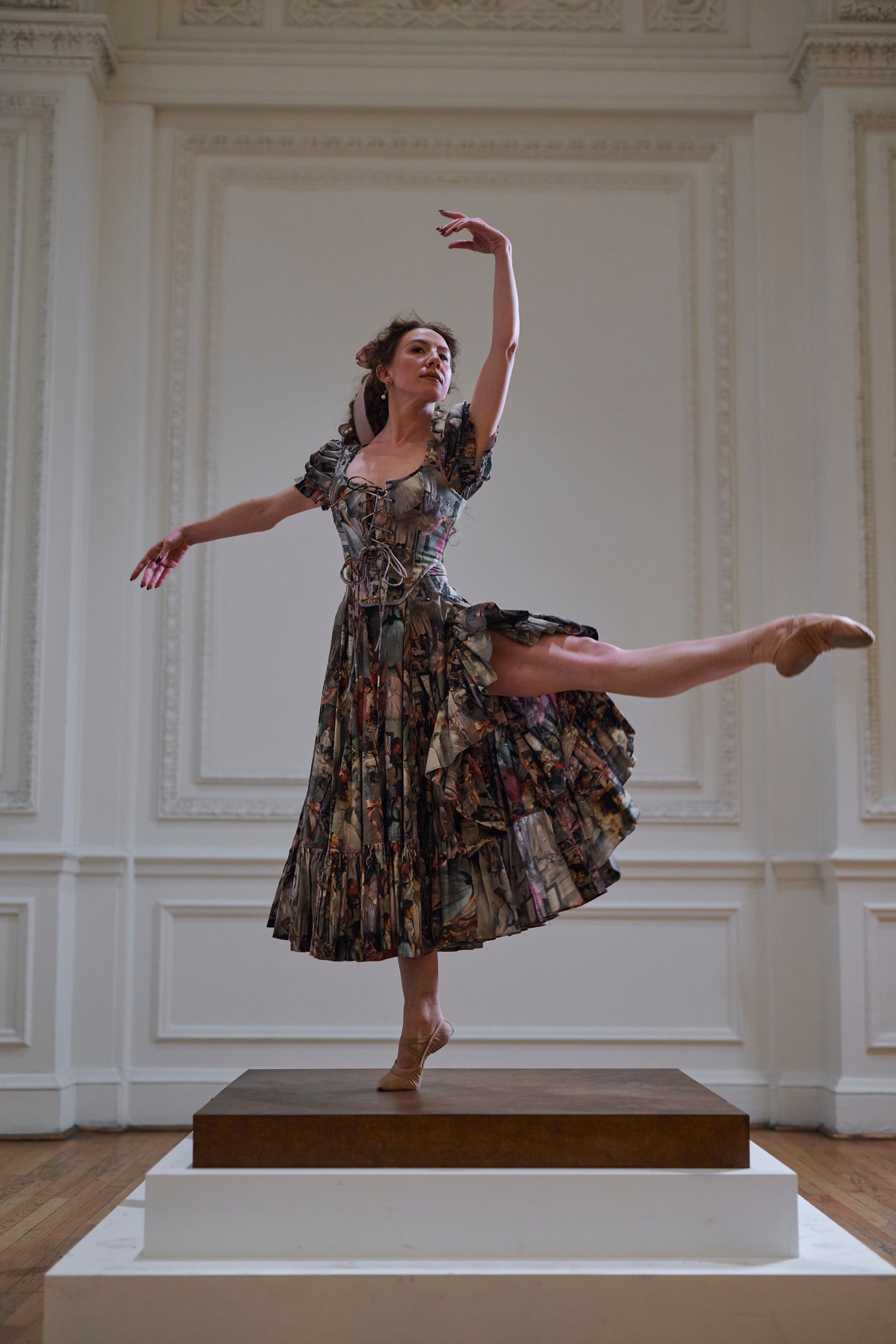 Foxglove Dress – Elegant & Timeless Style