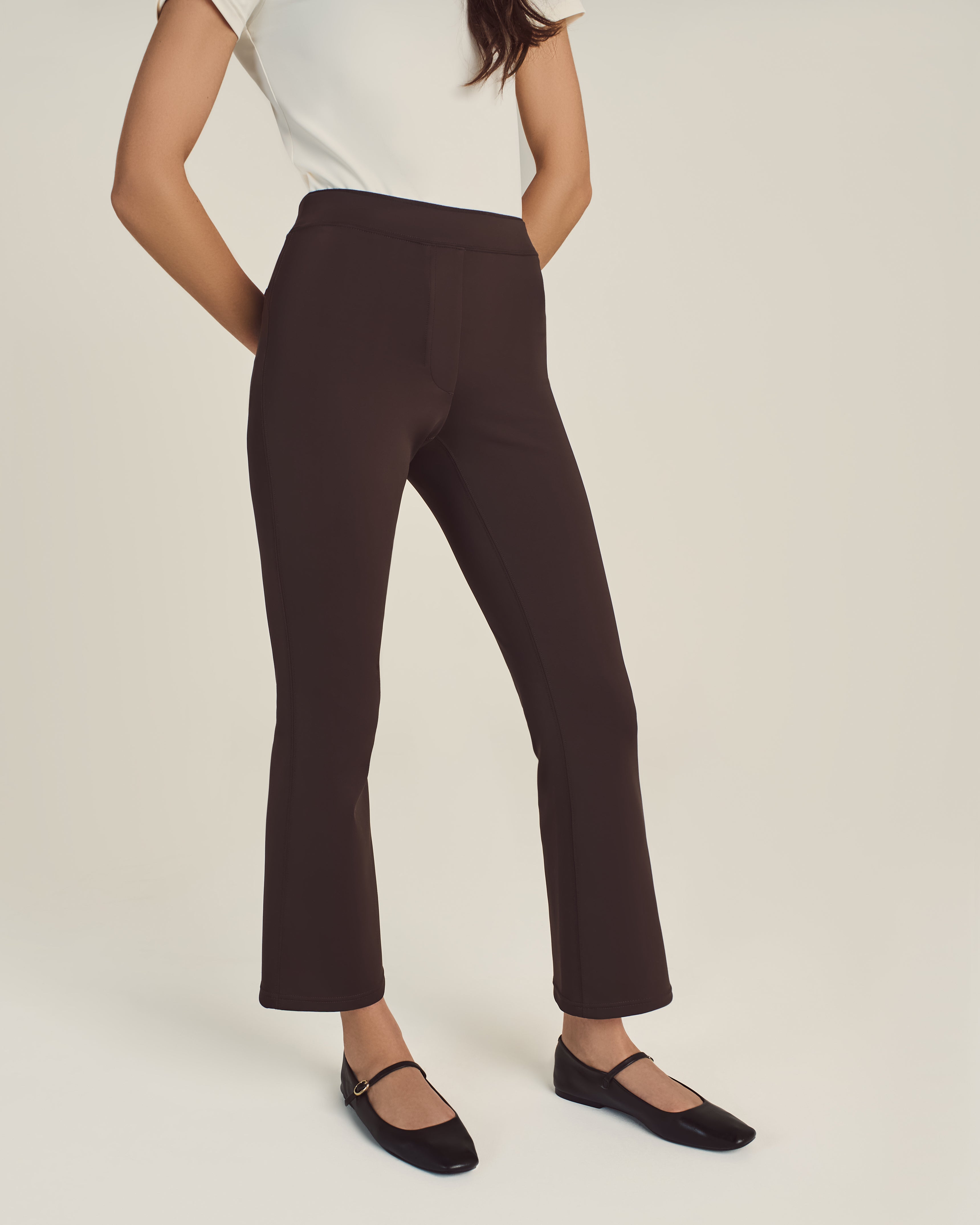 ARIA Flare Yoga Pants – Pull-On Comfort