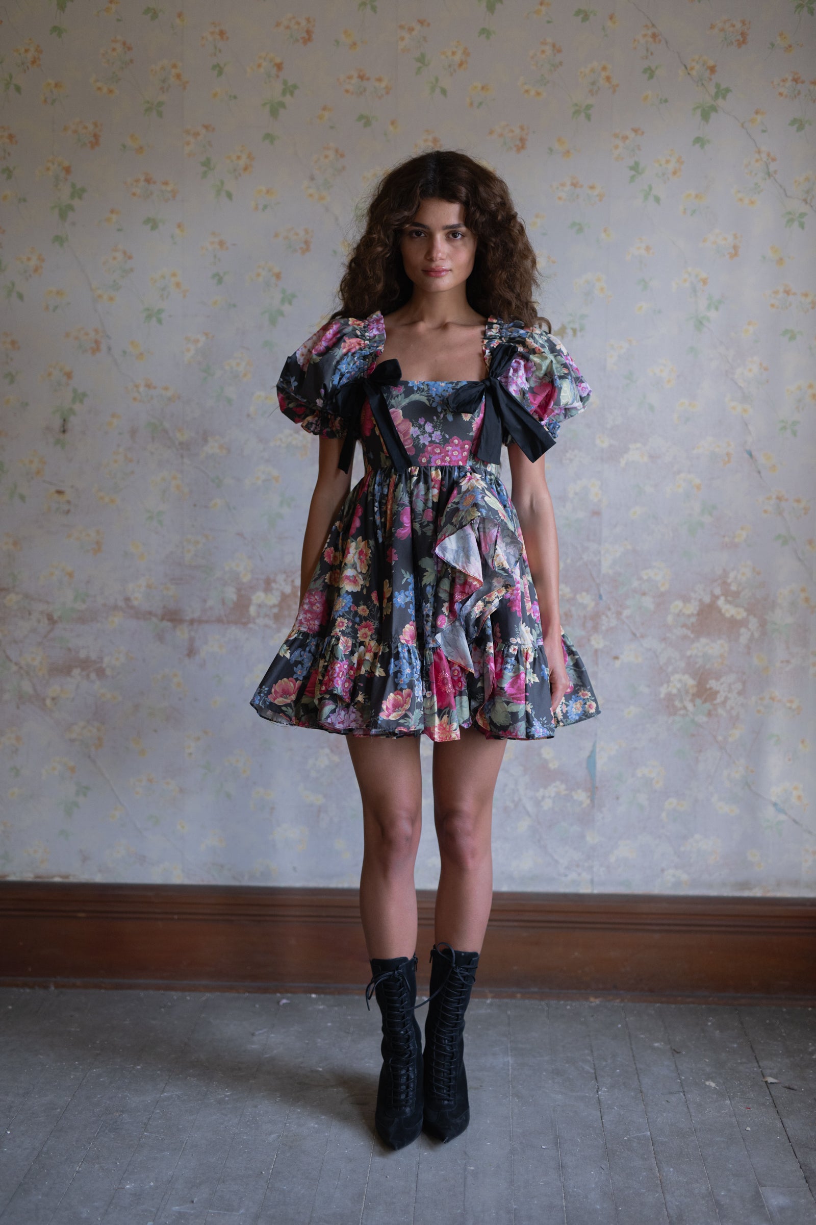 Puck Buttercream Dress – Elegant & Stylish