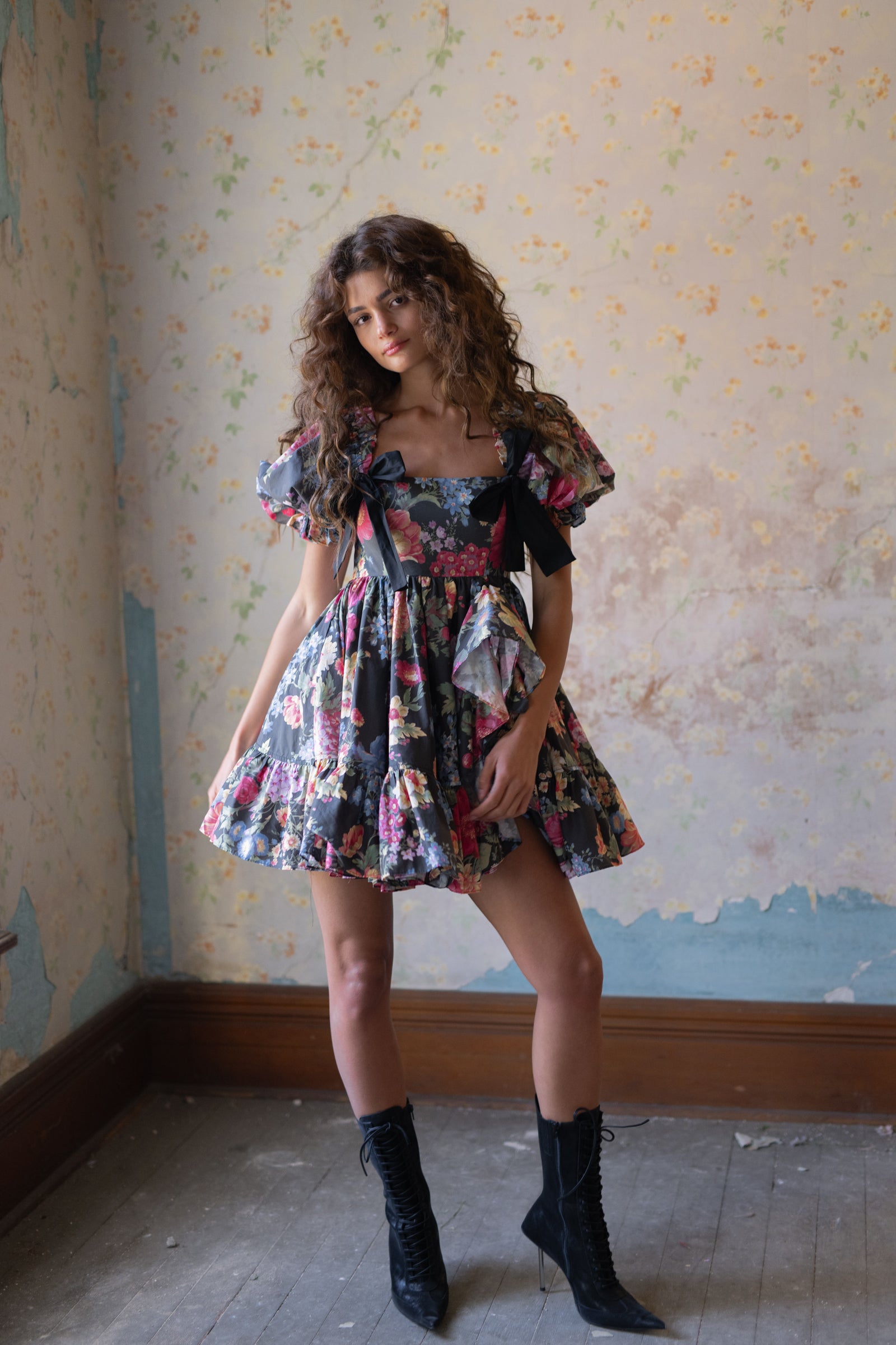 Puck Buttercream Dress – Elegant & Stylish