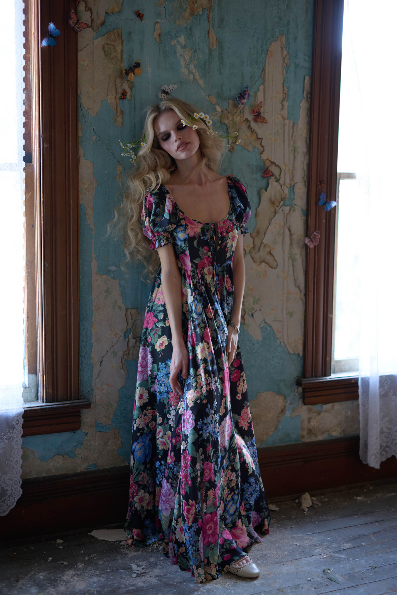Charming Puck Dress - Stylish & Elegant
