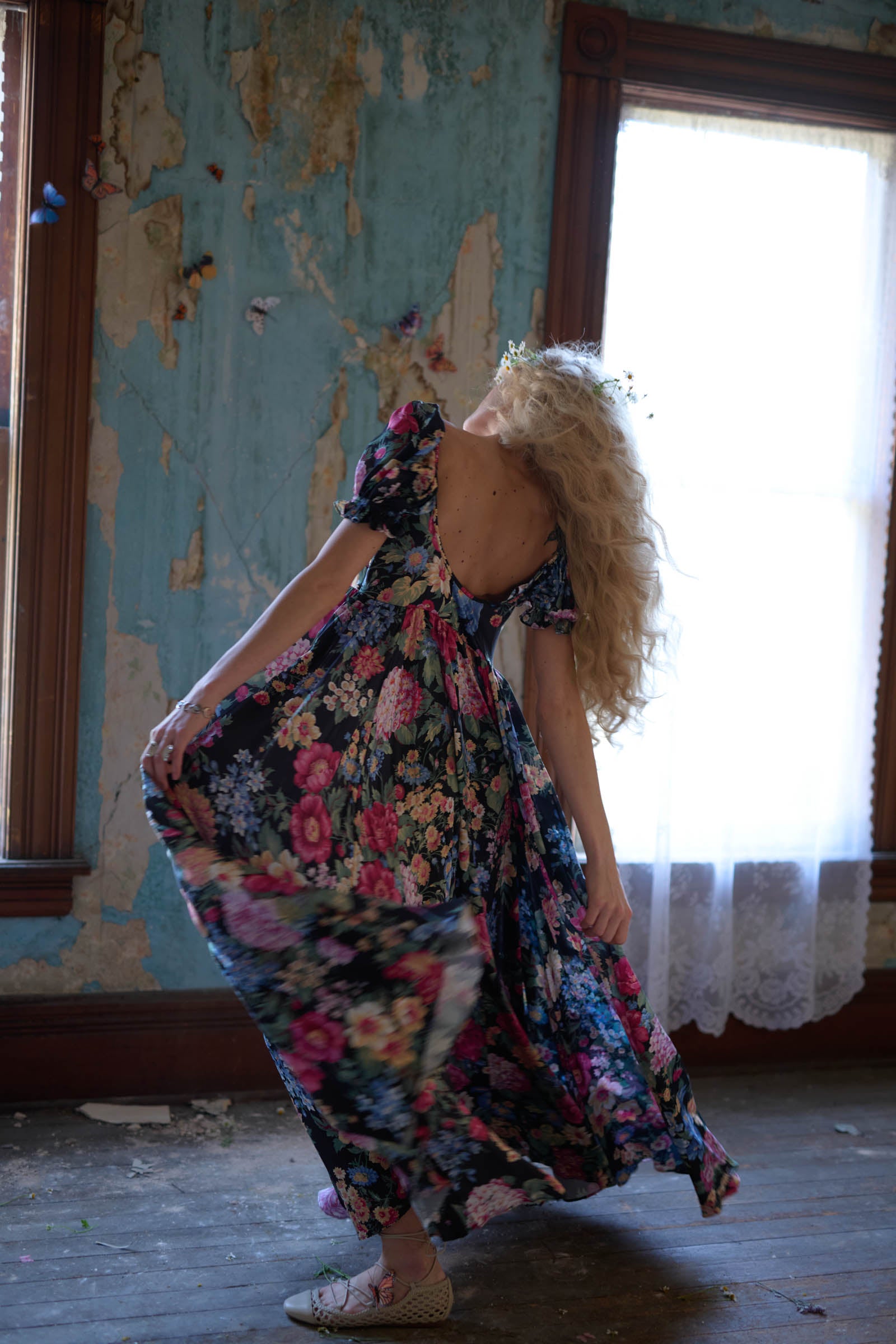 Charming Puck Dress - Stylish & Elegant