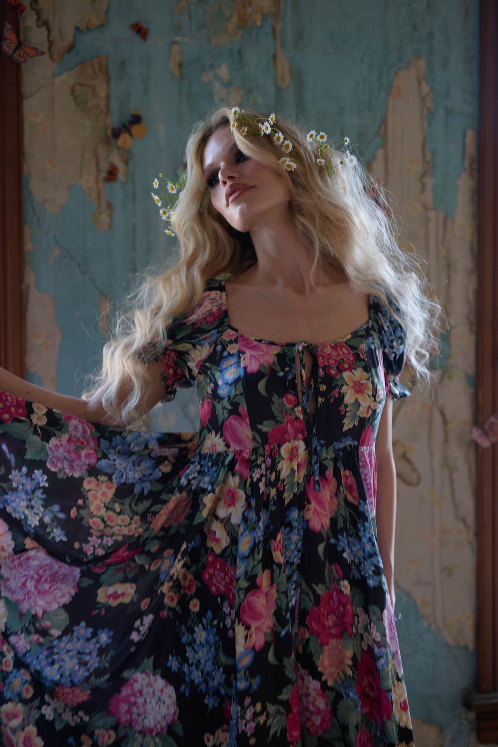 Charming Puck Dress - Stylish & Elegant