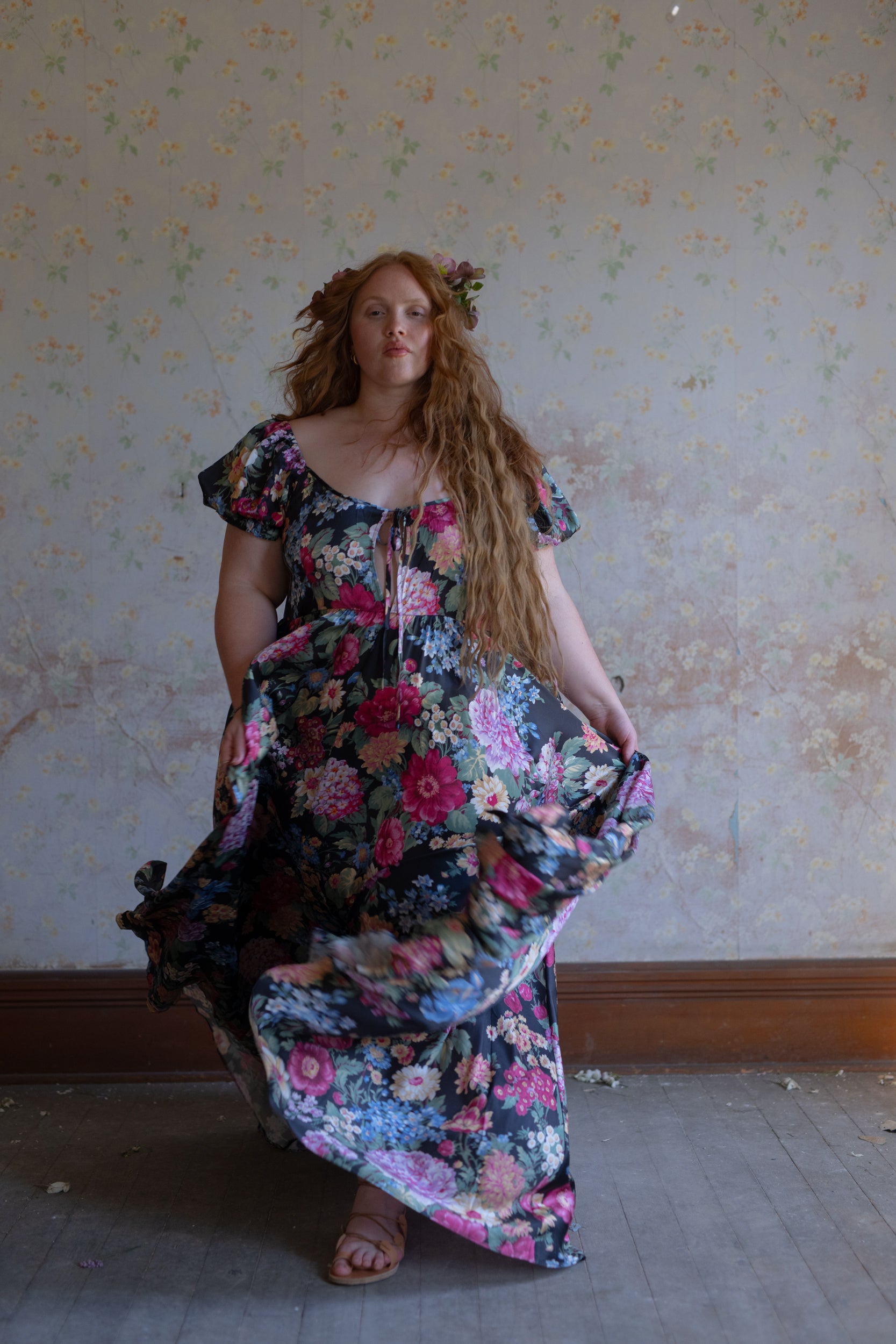 Charming Puck Dress - Stylish & Elegant