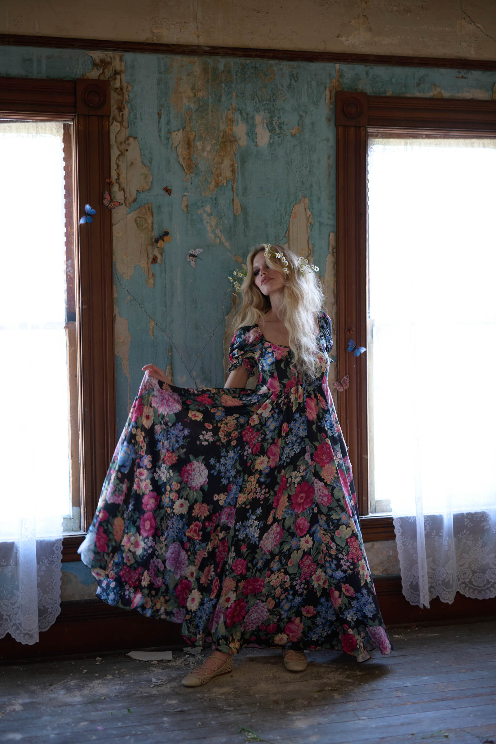 Charming Puck Dress - Stylish & Elegant